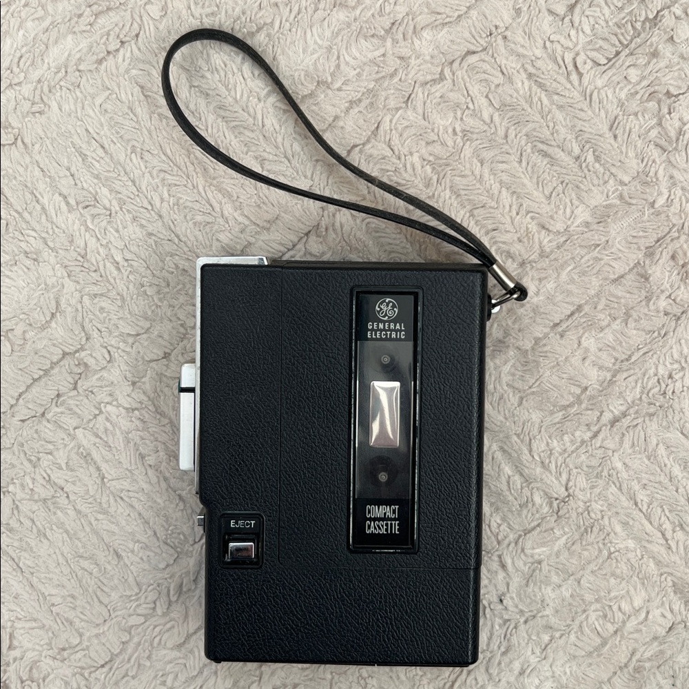 General Electric Compact Cassette Player Recorder, Vintage, Made in Japan